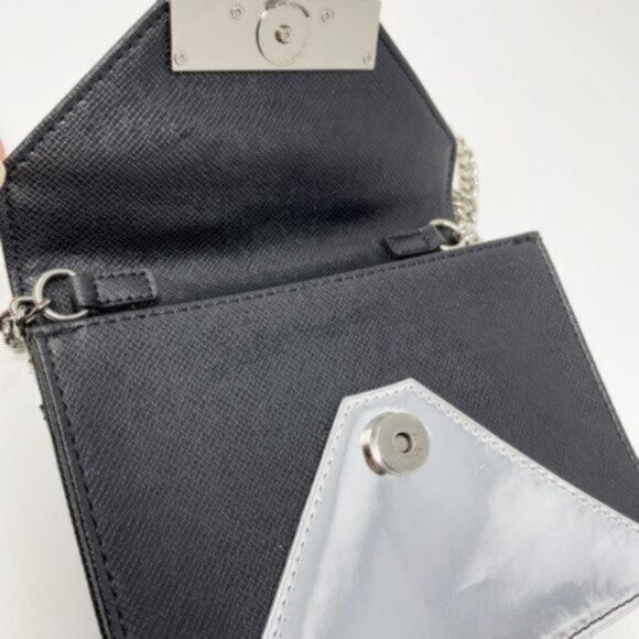 Ivanka Trump Purse Bag In Metallic Silver And Black Faux Leather - Picture 5 of 7